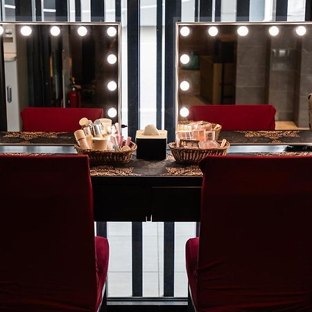 Hotel. Links Namba Osaka Bagian luar foto